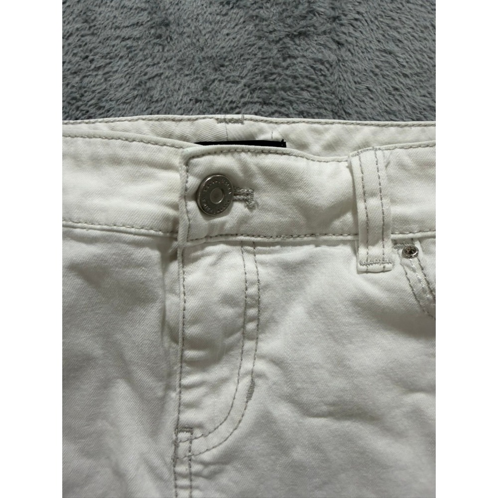 White House Black Market Denim Mini Skirt Women Size 2 White Floral Stretch - Picture 4 of 13